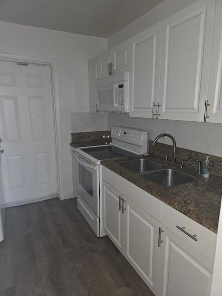 Photo - 1123 NW 3rd Ave