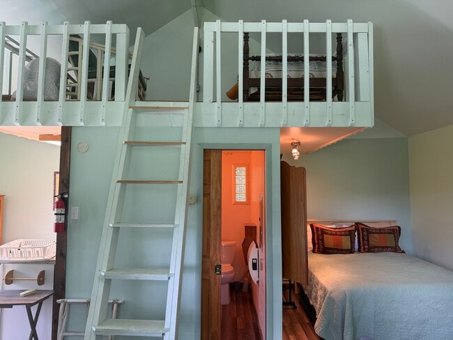 Photo - 152 Claude Gray Rd