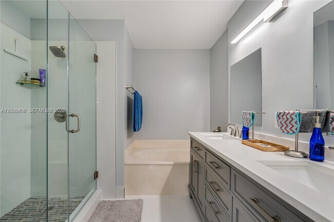 Photo - 17079 NW 22nd St