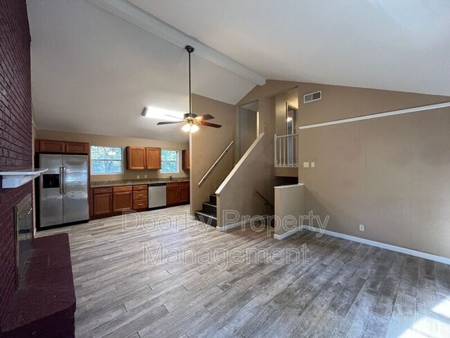 Photo - 6619 Fairview Rd