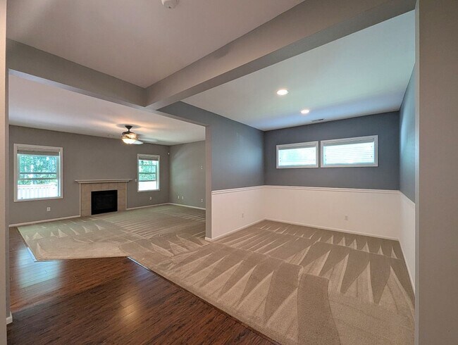 Photo - 4Bd/2.5Ba Lake Stevens House