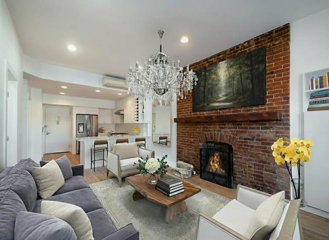 Photo - 101 W 81st St