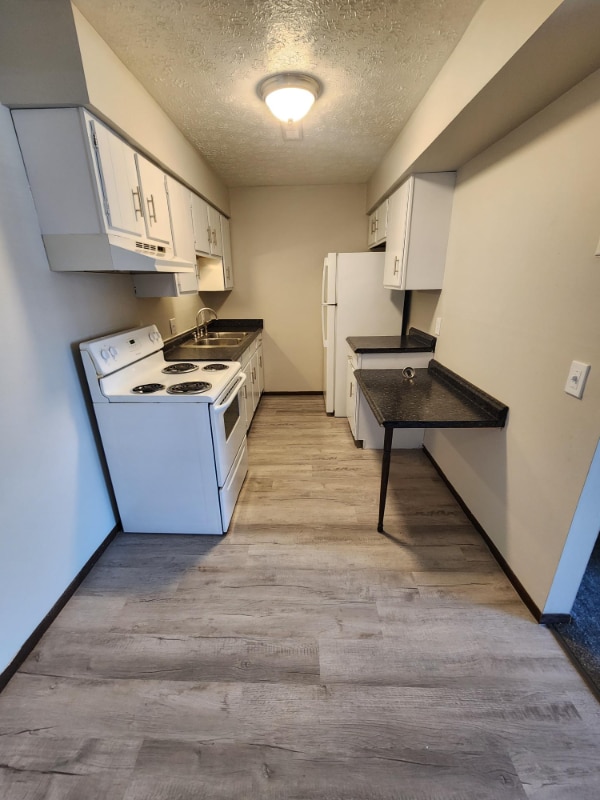 Photo - 1103 W Maple St