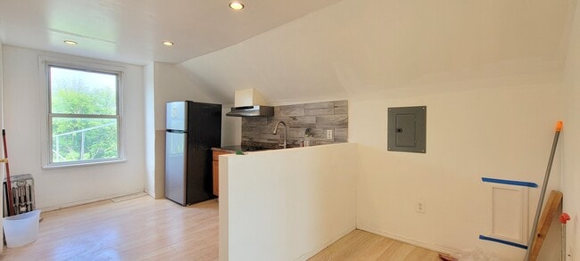 Photo - 209 Sylvan Ave Apartment Unit 3rd Floor