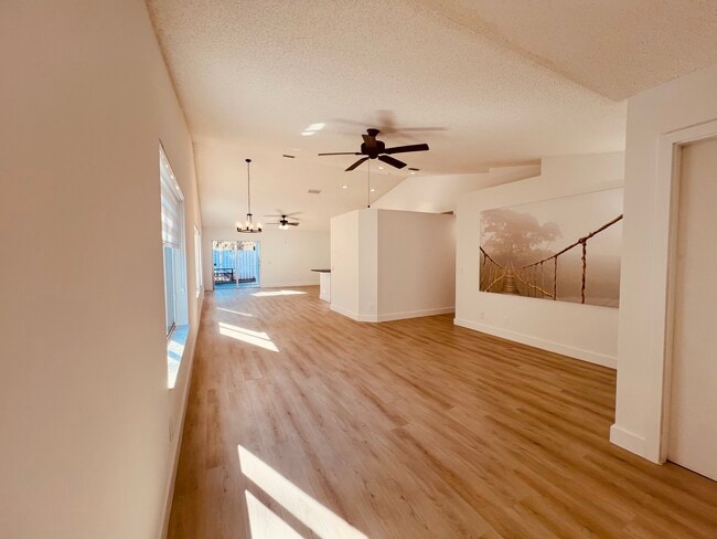 Photo - 1611 Palermo Dr