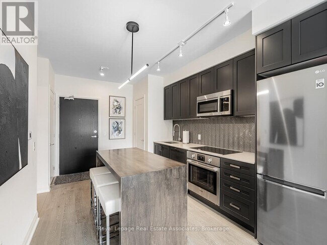 Photo - 293 The Kingsway Unité 217