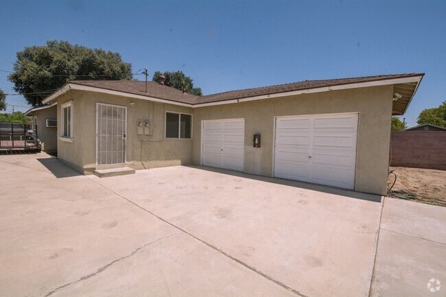 Building Photo - 16743 Barbee St Rental