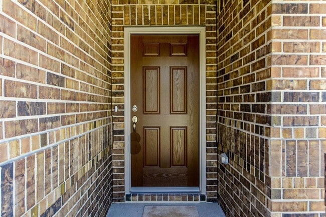 Photo - 9731 Birdsnest Ct