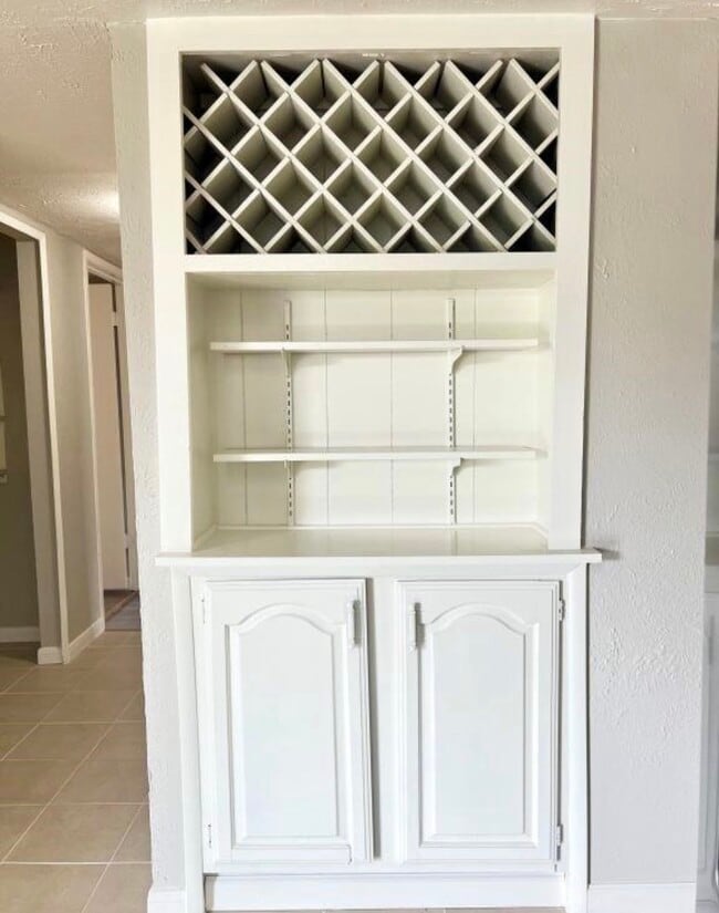 Photo - 15730 Corsair Rd