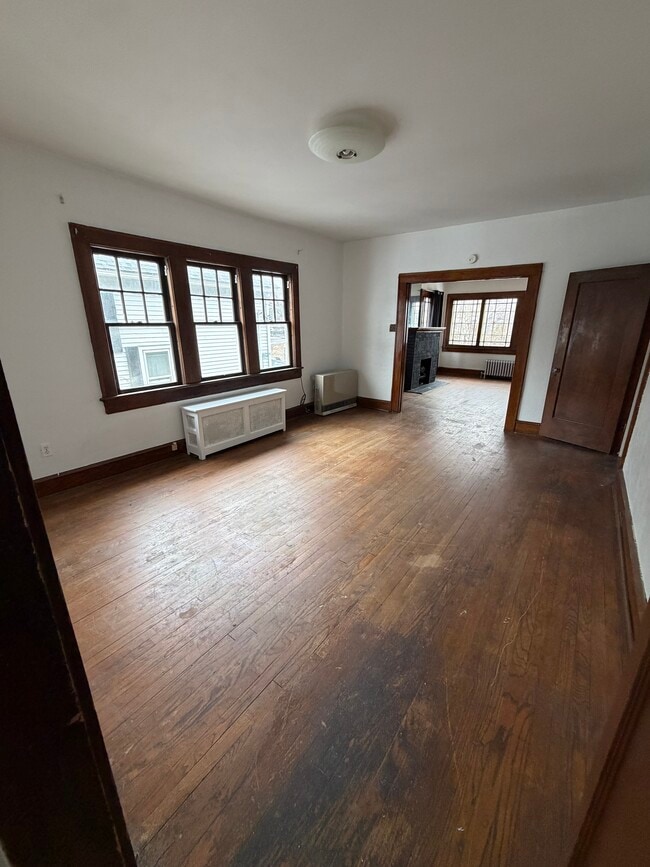 Photo - 517 Miles Ave