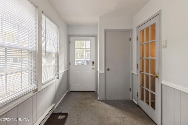 Photo - 6C Pembroke Ln