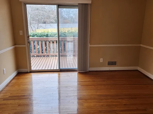 Photo - 6700 Canongate Rd