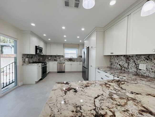 Photo - Beyond Beautiful Newly Remodeled Two Bedro...