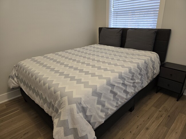 Photo - 64 E Cedar St Apartamentos