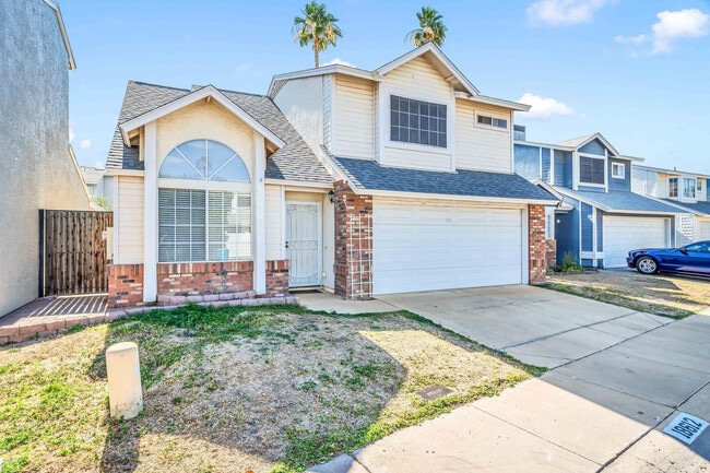Photo - 18612 N 4th Dr