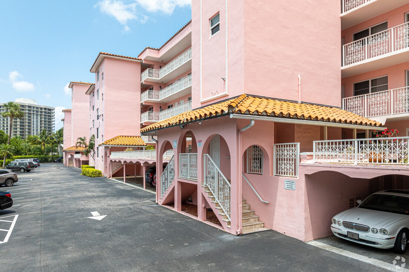 Photo - Newth Gardens