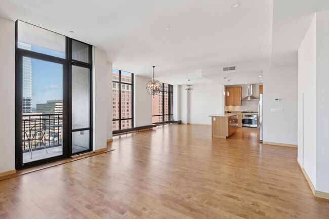 201 S 11th St