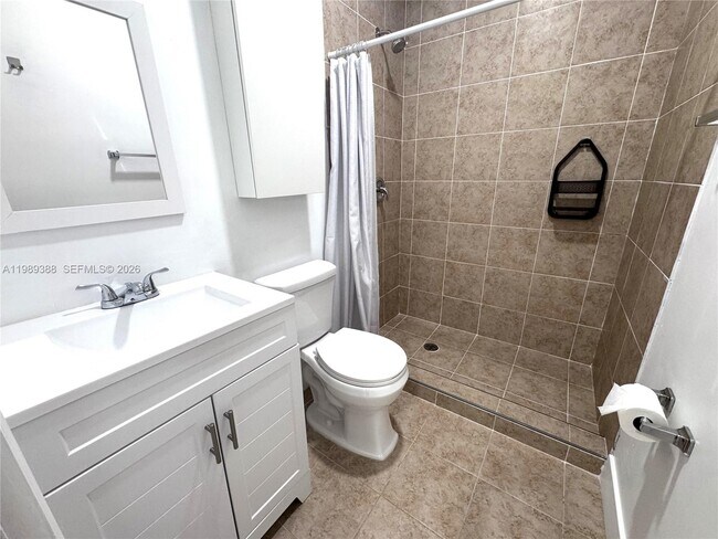 Photo - 16201 SW 144th Ct Unidad A