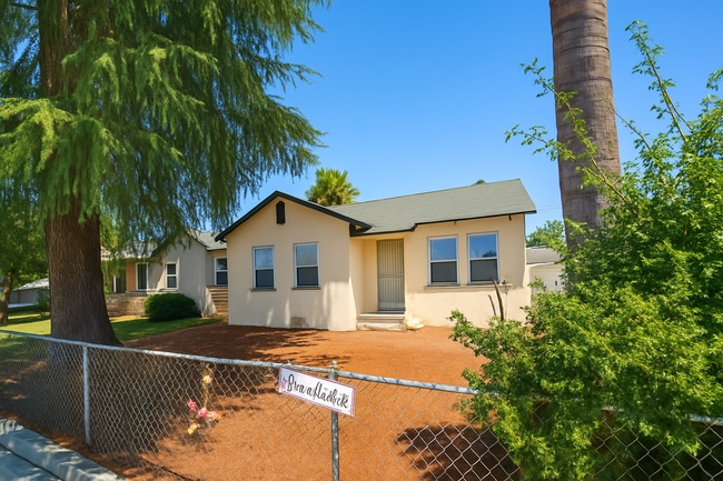 Building Photo - 242 Linda Vista Dr Rental
