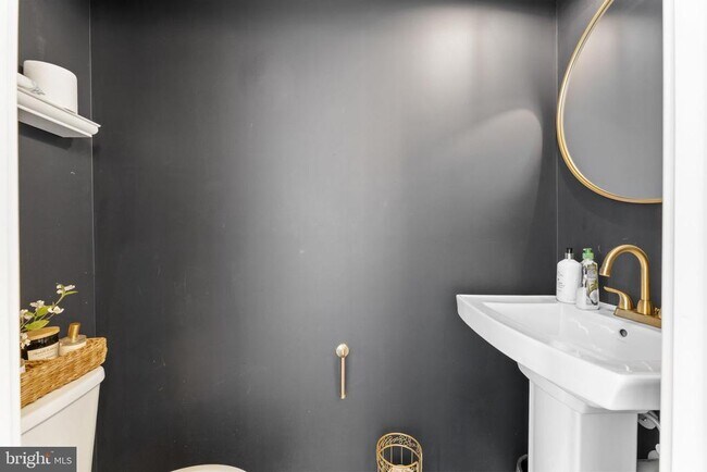 Photo - 4733 Towne Park Rd