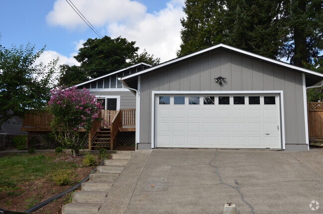 Building Photo - Wonderful Ranch Style Home in Camas!