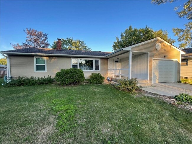 Building Photo - 1016 31st Ave N Rental