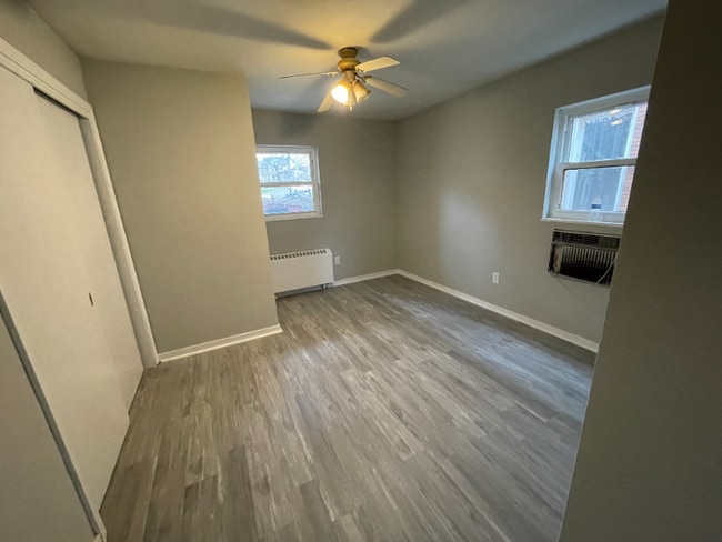 Photo - 70 N Sprague Ave Unidad #2