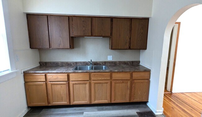 Photo - 1636 Manz St Unit 1