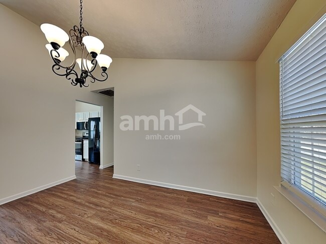 Photo - 78 Red Maple Way