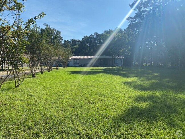 Building Photo - 18733 Deer Glen Dr Rental
