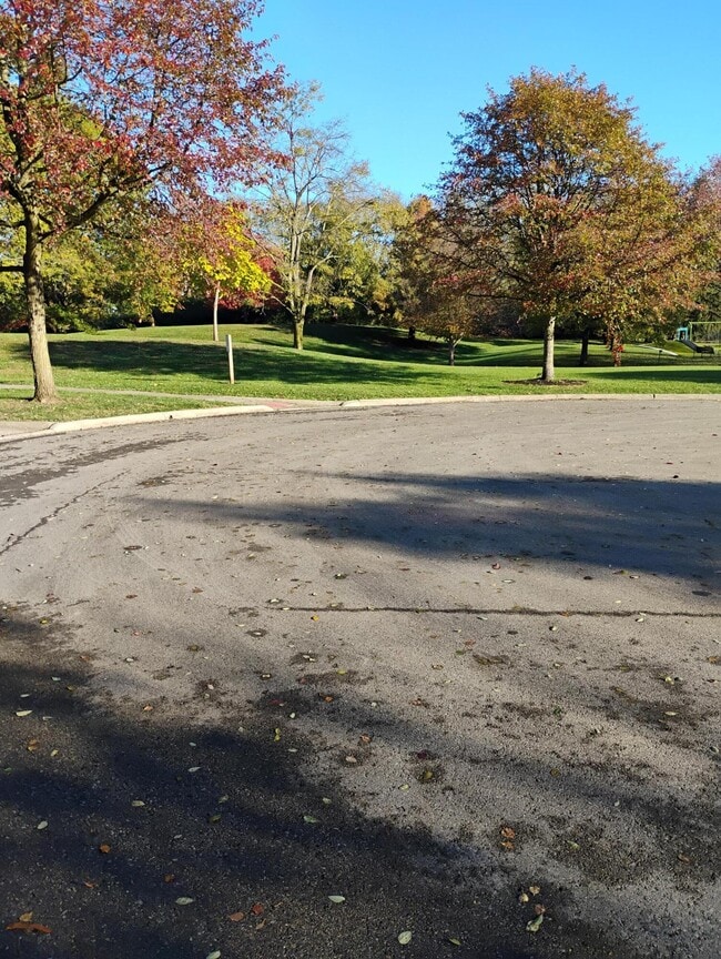 Photo - 339 Clover Ln