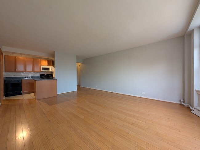 Photo - 429 W Wellington Ave Unidad 14H