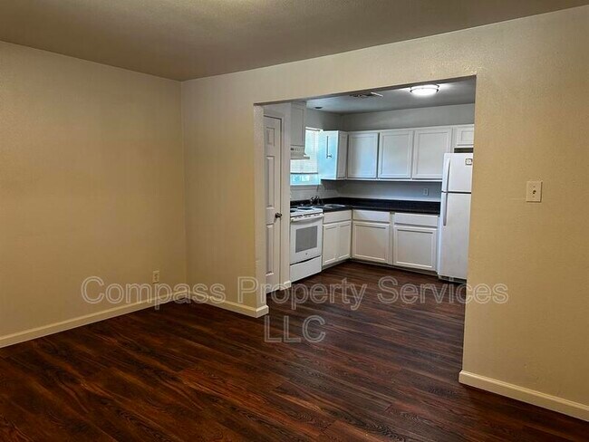 Photo - 507 Dunbar Ave