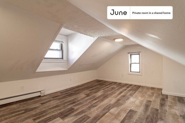 Photo - Room in Shared 5 bed/2 bath home Unidad E