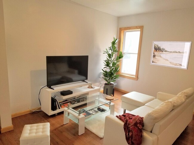 Photo - 329 N Preston St Apartment Unit 3