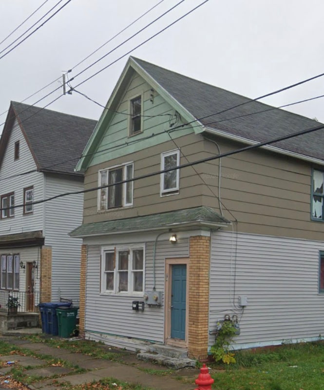Photo - 74 Loepere St