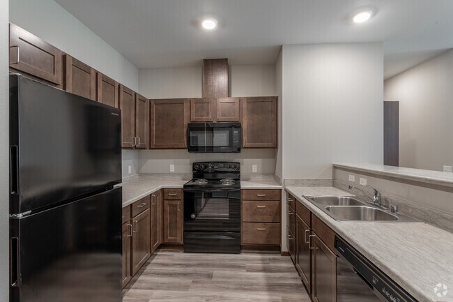 2BR, 2BA - 1,114 SF