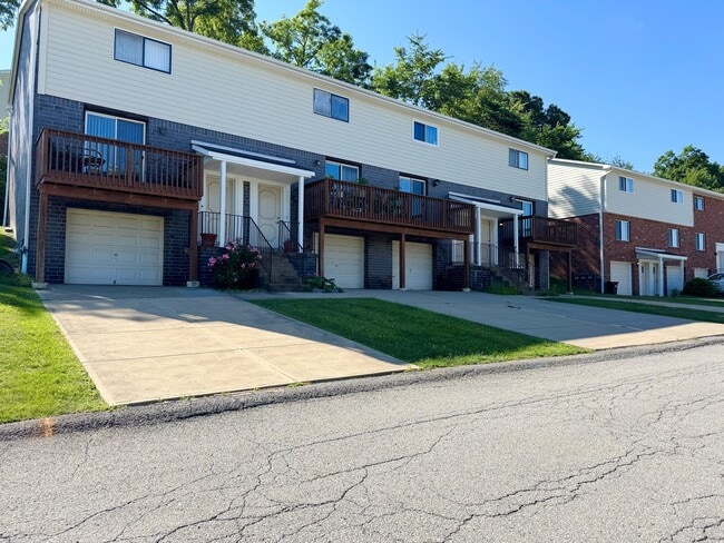 Walnut Ridge Townhomes