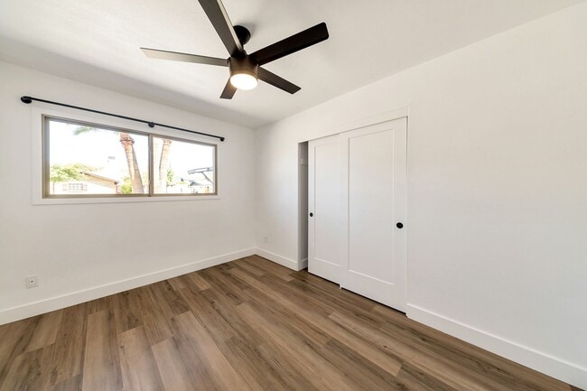 Photo - Remodeled 3 Bed 2 Bath 2 Car Garage Unfurnished 12 month lease with bonus room and AC in 2 car ga...
