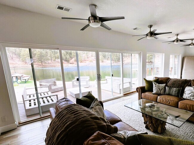 Photo - 29200 Crystal Lake Rd