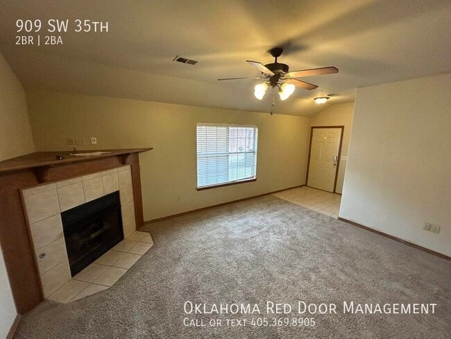 Photo - 909 SW 35th St