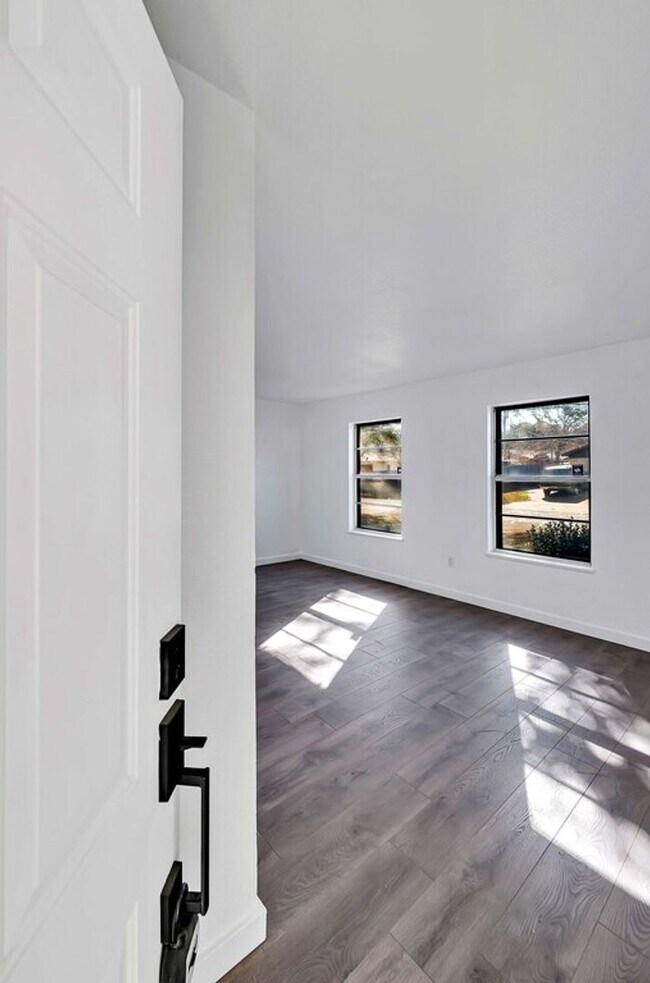 Photo - 5311 Tennyson Dr Unit 5311