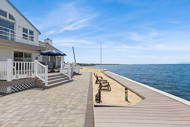 132 Point Rd