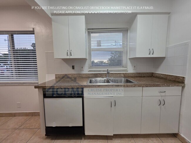 Photo - 100 SW 10th St