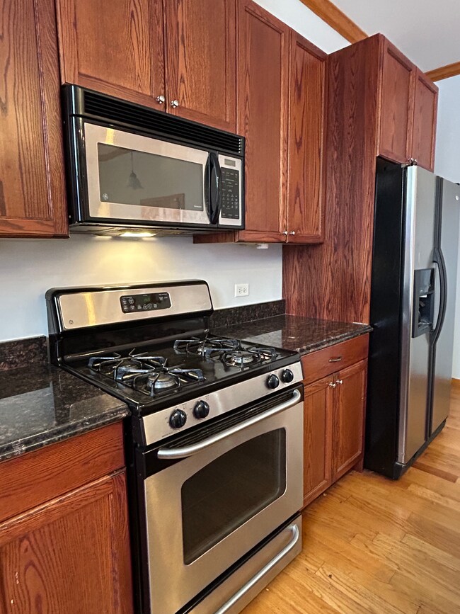 Kitchen - 1901 S May St Unit 1