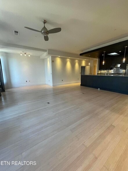 Photo - 106 W Summit Hill Dr SW Unit 302