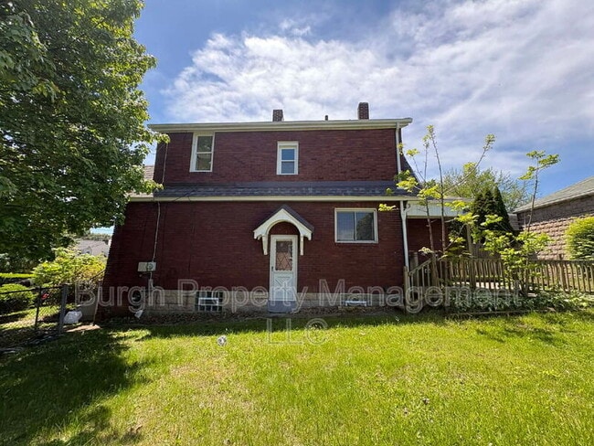 Photo - 1316 Justine St