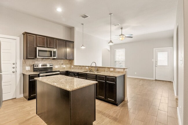 Photo - Beautiful 3 Bedroom Duplex Located in New Braunfels, Texas!