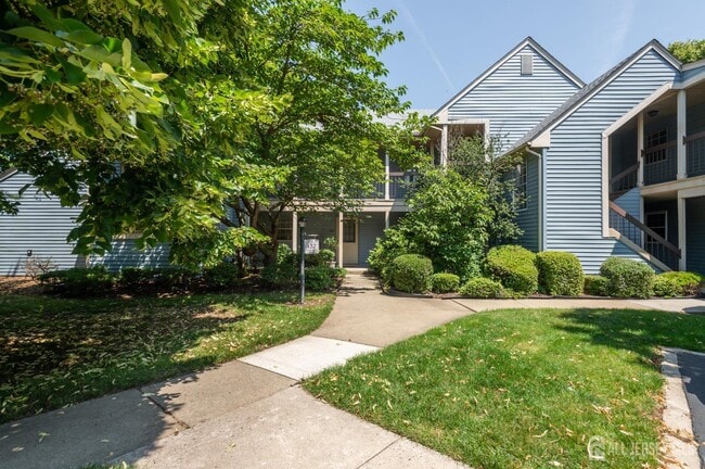 122 Concordia Cir