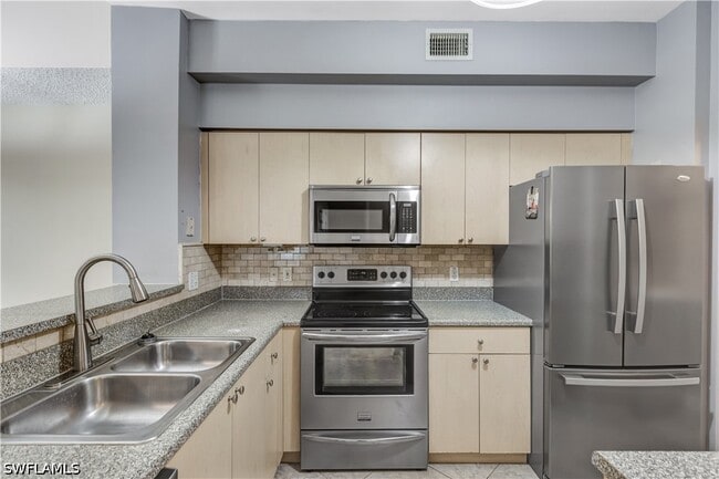 Photo - 1105 Reserve Ct Unit 307